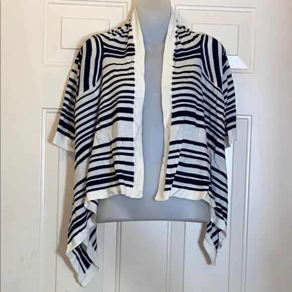 Forever 21 Black and Cream Striped Cardigan - Picture 1 of 6